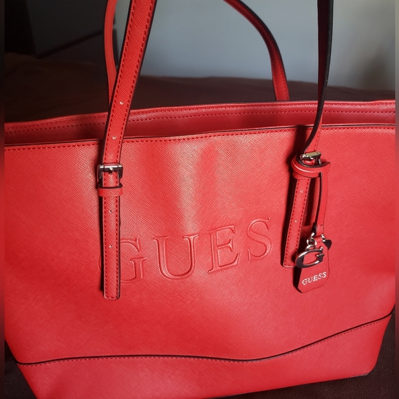 Red Guess tote - Picture 2 of 6